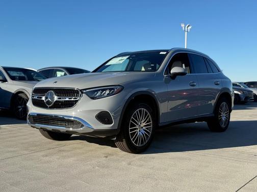 2026 Mercedes-Benz GLC 300 Base