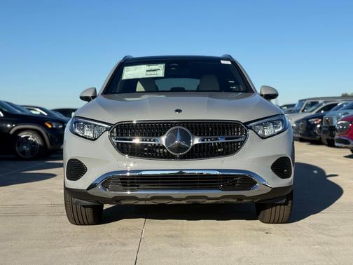 2026 Mercedes-Benz GLC 300 Base