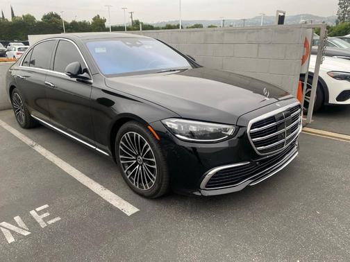 Obsidian Black 2026 Mercedes-Benz S-Class S 500 4MATIC
