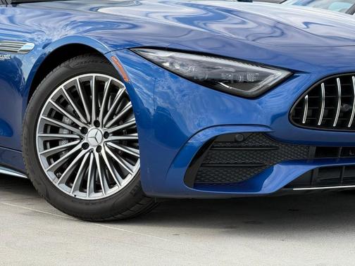 2025 Mercedes-Benz AMG SL 43 Base