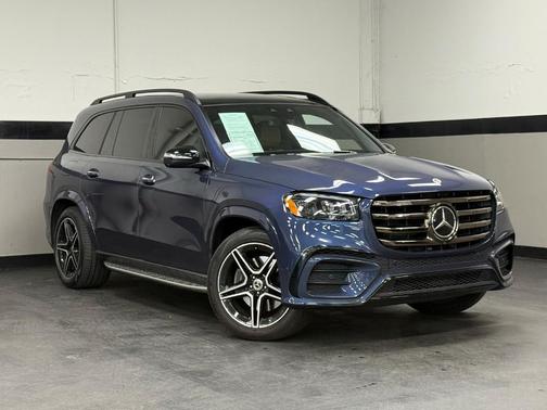 2025 Mercedes-Benz GLS 450 4MATIC