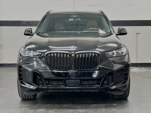Black Sapphire Metallic 2024 BMW X5 PHEV xDrive50e