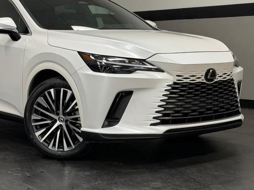 White Pearl 2023 Lexus RX 350 Premium Plus