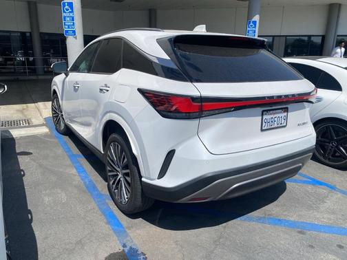 White Pearl 2023 Lexus RX 350 Premium Plus