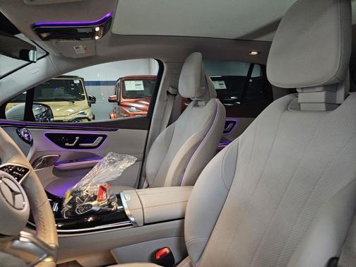 Polar White 2023 Mercedes-Benz EQE 350+ Base