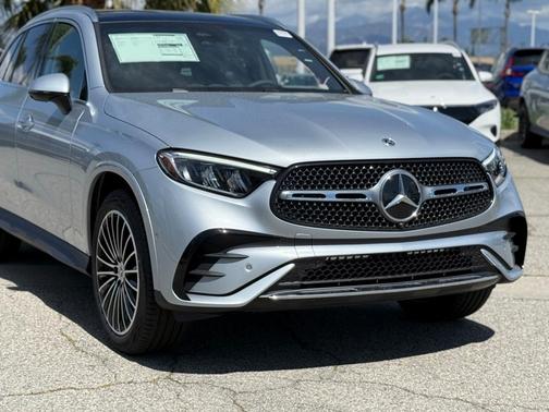 2025 Mercedes-Benz GLC 300 Base