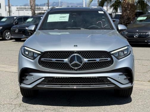 2025 Mercedes-Benz GLC 300 Base