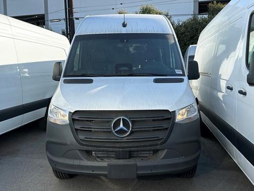 2025 Mercedes-Benz Sprinter 2500 High Roof