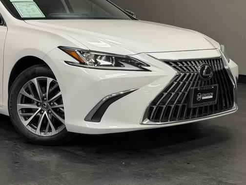 2023 Lexus ES 350 Base