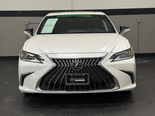 2023 Lexus ES 350 Base