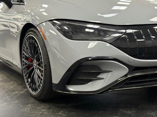 2025 Mercedes-Benz AMG EQE Base