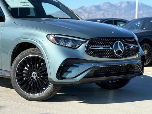 2026 Mercedes-Benz GLC 300 Base