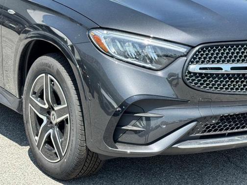 2025 Mercedes-Benz GLC 350e Base 4MATIC