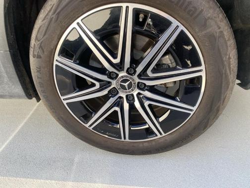 Midnight Black 2025 Mercedes-Benz EQB 250 Base