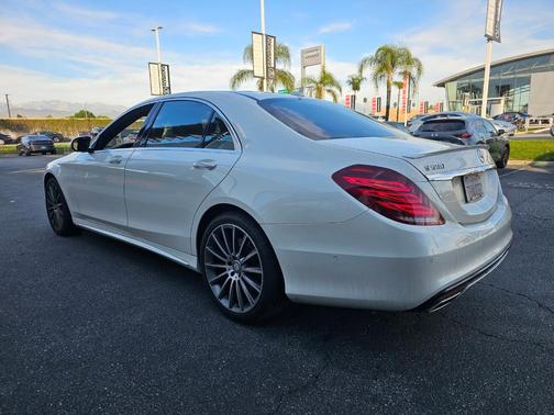 2015 Mercedes-Benz S-Class S 550