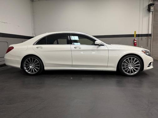 2015 Mercedes-Benz S-Class S 550