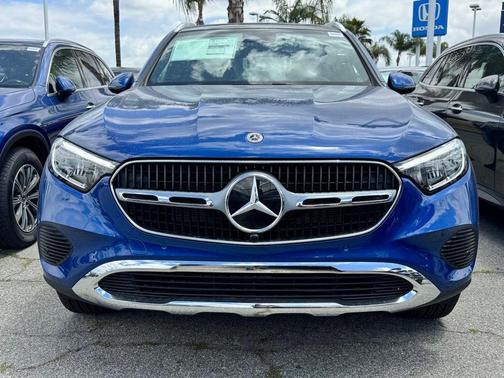 2025 Mercedes-Benz GLC 300 Base 4MATIC