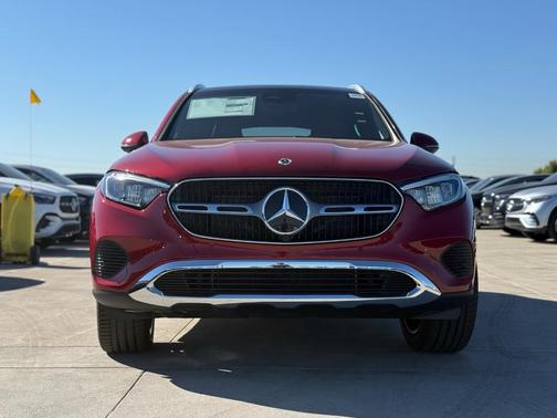 2026 Mercedes-Benz GLC 300 Base