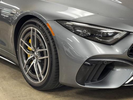 2025 Mercedes-Benz AMG SL 63 Base