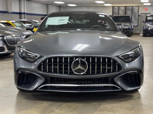 2025 Mercedes-Benz AMG SL 63 Base