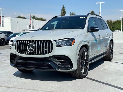 2025 Mercedes-Benz AMG GLS 63 Base