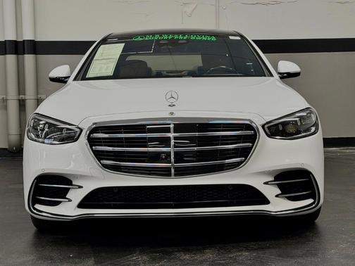 Moonlight White 2024 Mercedes-Benz S-Class S 580 4MATIC