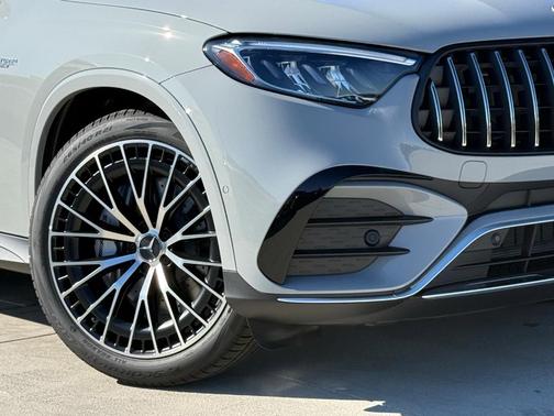 2026 Mercedes-Benz AMG GLC 43 Base