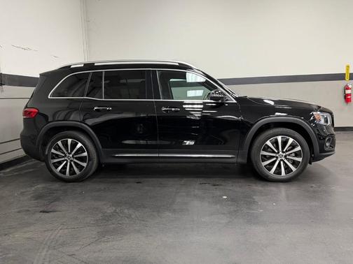 2022 Mercedes-Benz GLB 250 Base