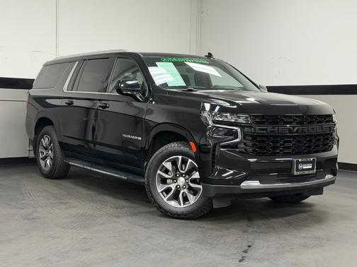 2023 Chevrolet Suburban LS