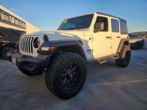 2020 Jeep Wrangler Unlimited Sport Altitude