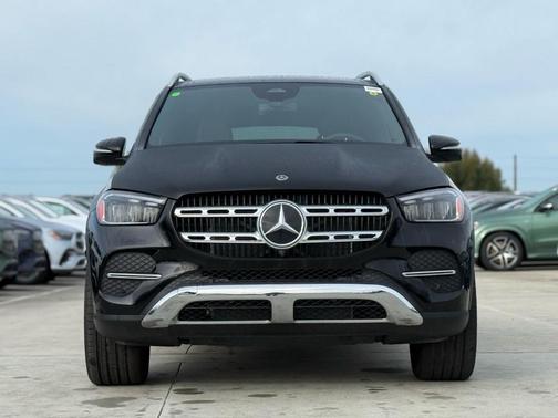 Obsidian Black 2026 Mercedes-Benz GLE 350 Base 4MATIC
