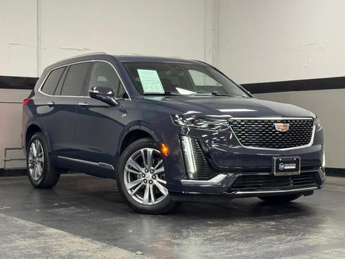 2025 Cadillac XT6 Premium Luxury AWD