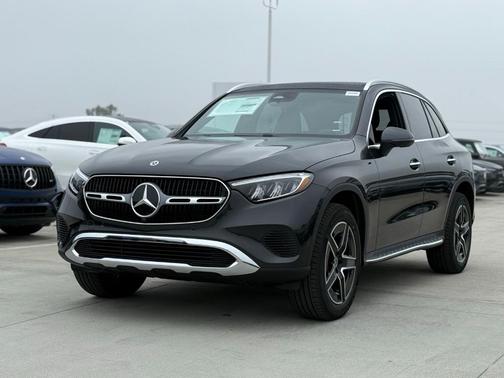 2026 Mercedes-Benz GLC 300 Base