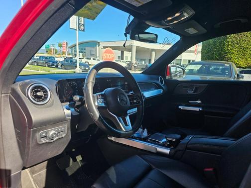 2022 Mercedes-Benz GLB 250 Base