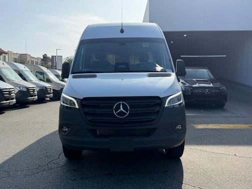 2026 Mercedes-Benz Sprinter 2500 High Roof