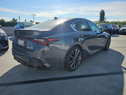 2022 Lexus IS 350 F Sport