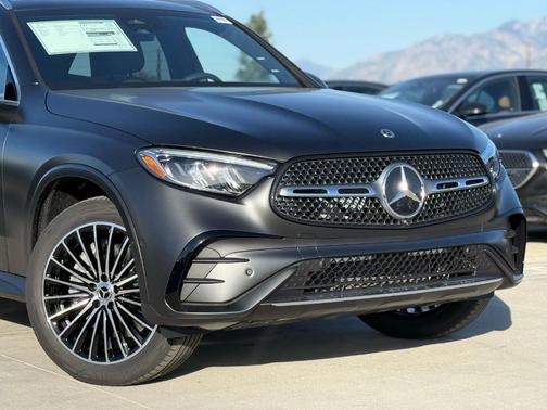 2026 Mercedes-Benz GLC 300 Base