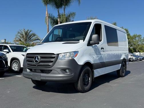 2026 Mercedes-Benz Sprinter 2500 144 WB