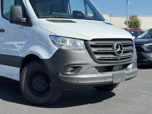 2026 Mercedes-Benz Sprinter 2500 144 WB