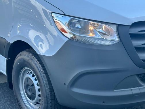 2025 Mercedes-Benz Sprinter 2500 High Roof