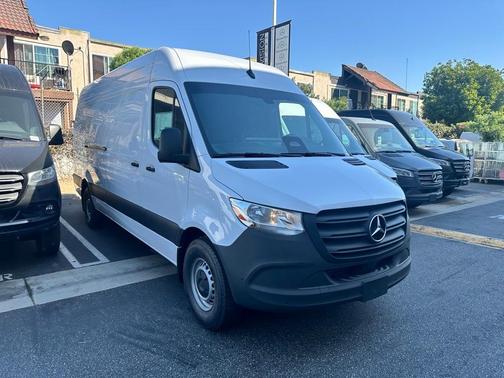 2025 Mercedes-Benz Sprinter 2500 High Roof
