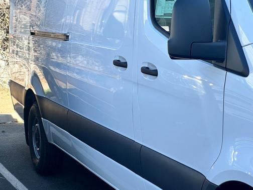 2025 Mercedes-Benz Sprinter 2500 High Roof