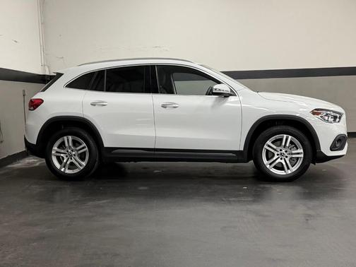 Digital White 2023 Mercedes-Benz GLA 250 Base 4MATIC