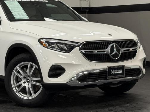2025 Mercedes-Benz GLC 300 Base