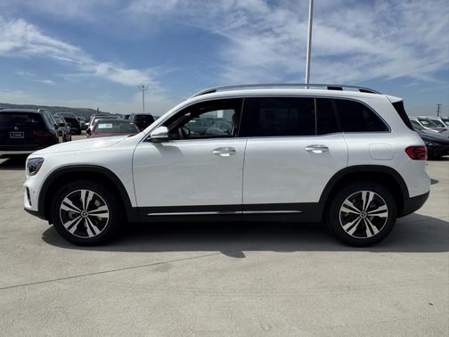 2026 Mercedes-Benz GLB 250 Base