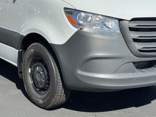 2026 Mercedes-Benz Sprinter 2500 High Roof