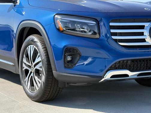 2026 Mercedes-Benz GLB 250 Base