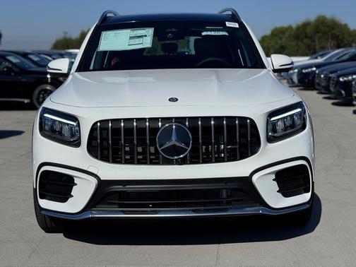 2025 Mercedes-Benz AMG GLB 35 Base