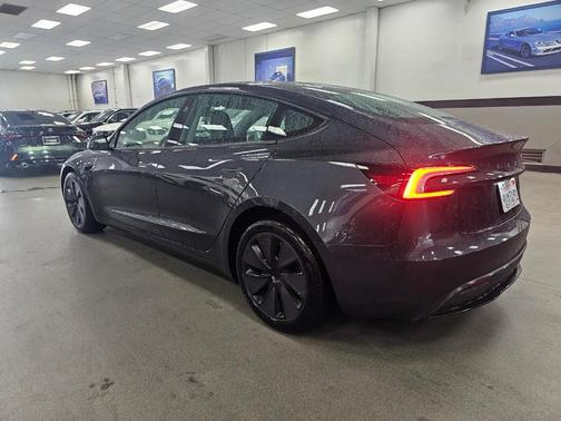 2025 Tesla Model 3 Long Range