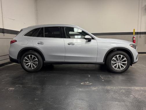 2024 Mercedes-Benz GLC 300 Base